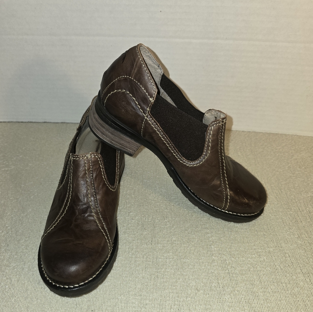 Dromedaris Kia Distressed Brown Leather Slip on Heeled Shoes size 38